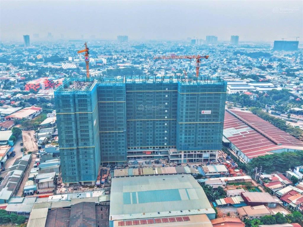 Bán gấp 2001m2 đất nguyễn thị minh khai, dĩ an, bình dương ngang 23m, giá chỉ 21 triệu/m2