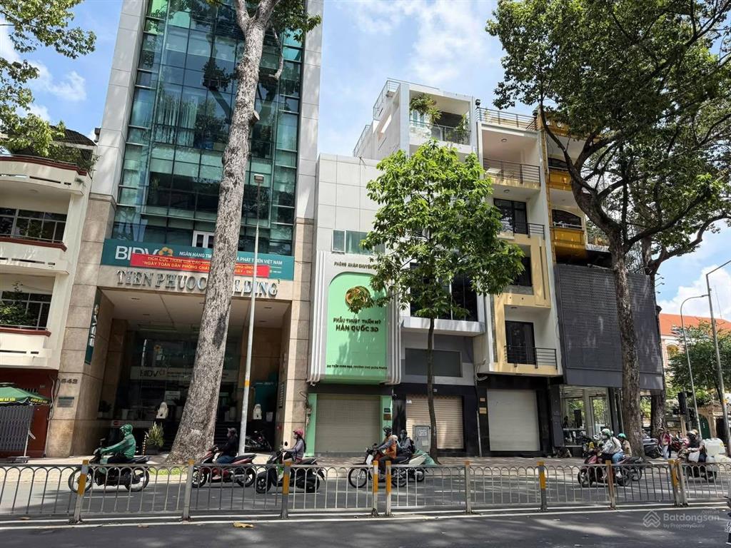 Chủ nhà đi định cư, cần bán gấp biệt thự mặt tiền trương định ngang 20m, 816m2, giá rẻ 500 triệu/m2