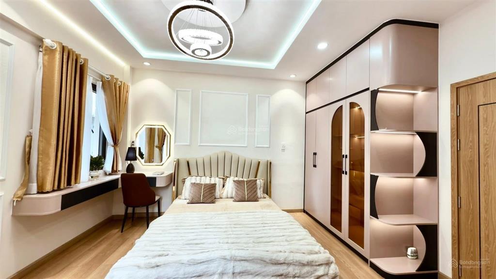 Bán gấp nhà riêng 489/ huỳnh văn bánh, 5,9 tỷ, 30m2, 3pn, 3wc