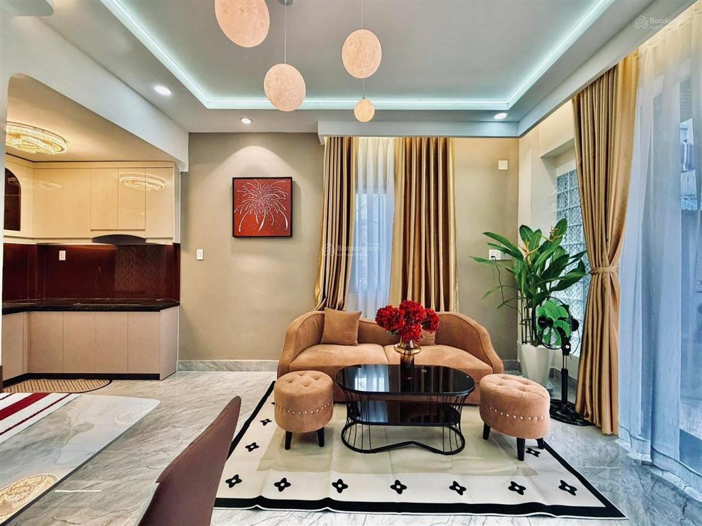Bán gấp nhà riêng 489/ huỳnh văn bánh, 5,9 tỷ, 30m2, 3pn, 3wc