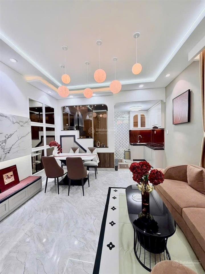 Bán gấp nhà riêng 489/ huỳnh văn bánh, 5,9 tỷ, 30m2, 3pn, 3wc