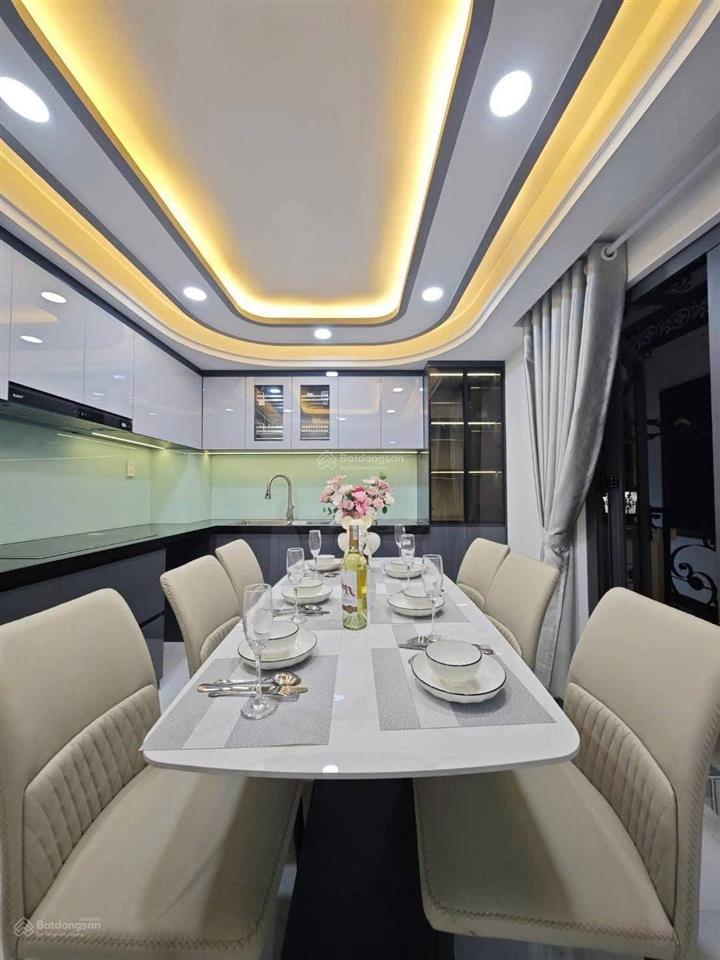 Bán nr 29/ đoàn thị điểm, 8,58 tỷ, 41,3m2, 4pn, 4wc, pháp lý đầy đủ, giá cực chất