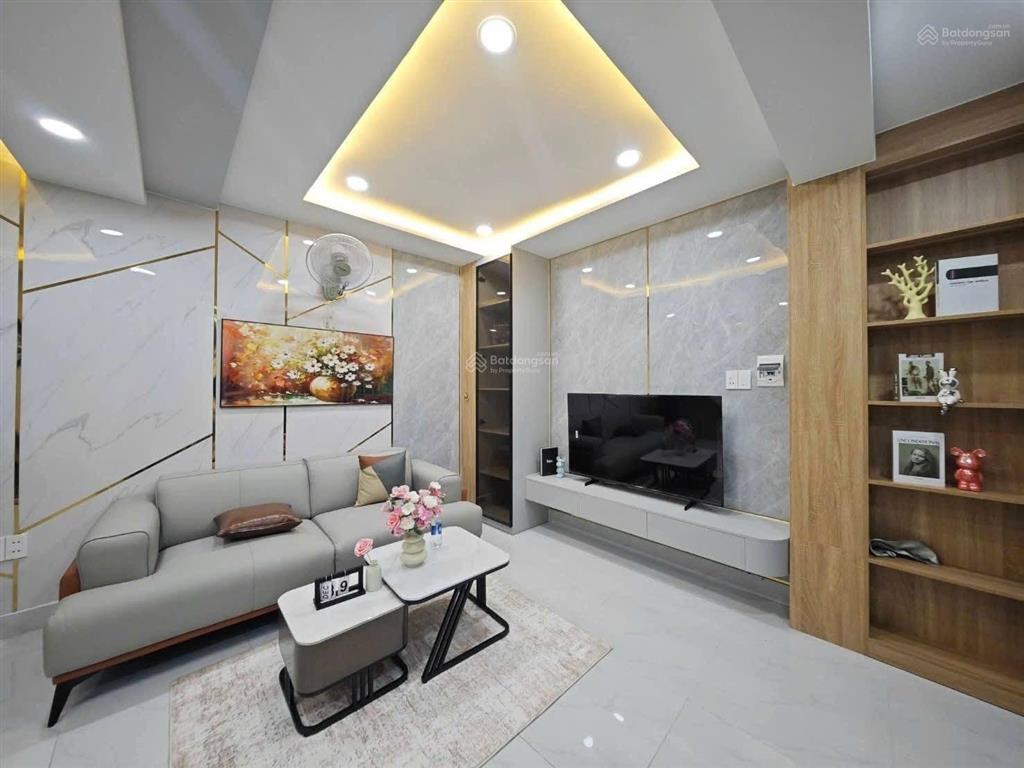 Bán nr 29/ đoàn thị điểm, 8,58 tỷ, 41,3m2, 4pn, 4wc, pháp lý đầy đủ, giá cực chất