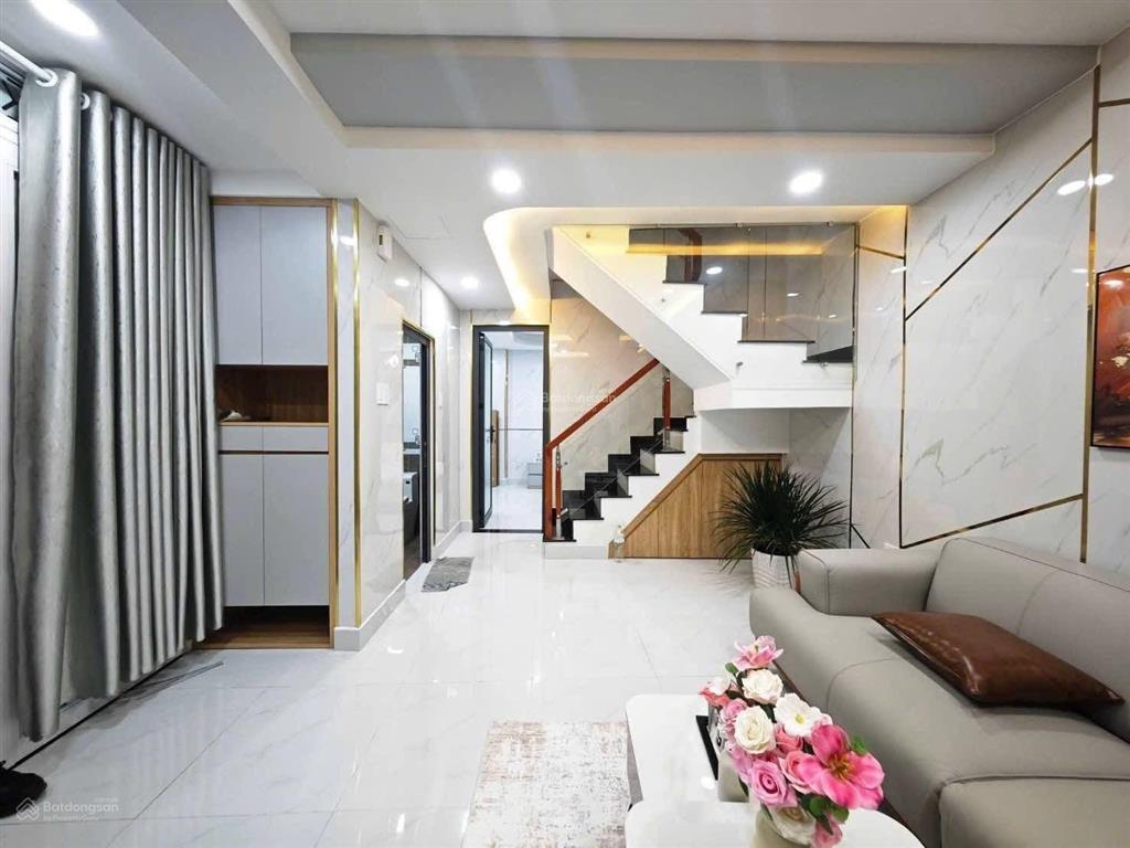 Bán nr 29/ đoàn thị điểm, 8,58 tỷ, 41,3m2, 4pn, 4wc, pháp lý đầy đủ, giá cực chất