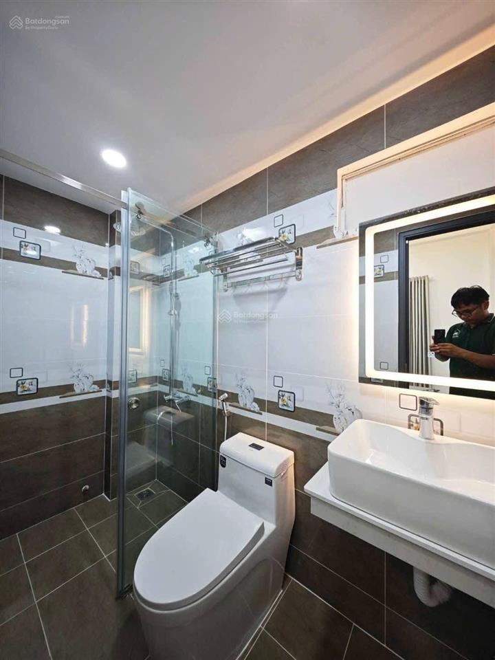 Bán nr 29/ đoàn thị điểm, 8,58 tỷ, 41,3m2, 4pn, 4wc, pháp lý đầy đủ, giá cực chất