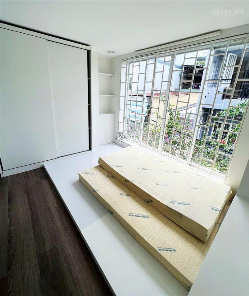 Nhà đẹp 4 tầng phú nhuận 3pn 3wc chỉ 3.4 tỷ