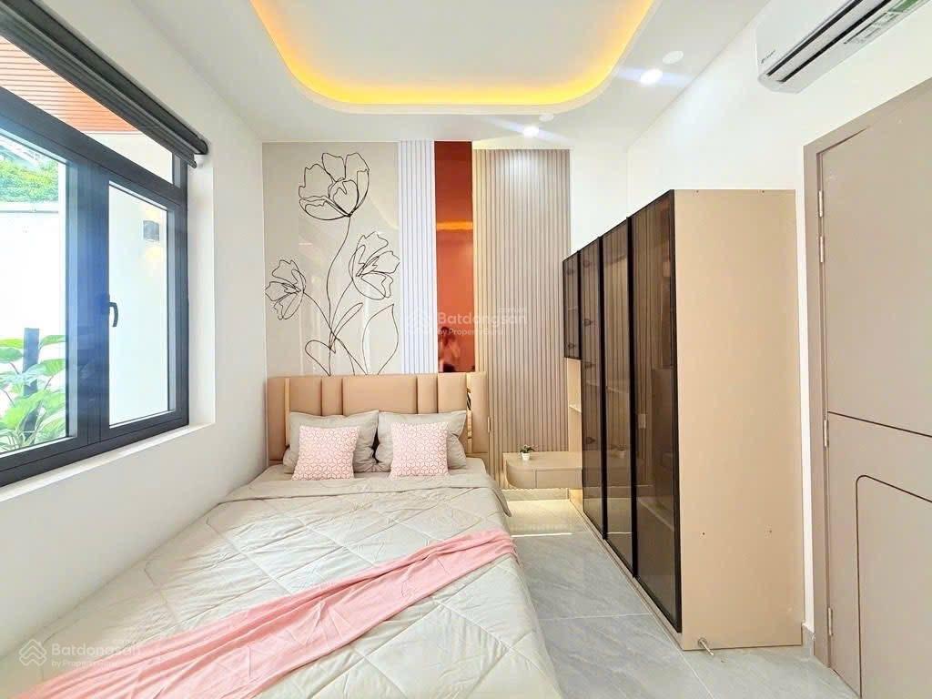 Bán nhà riêng tại trần huy liệu, 7,4 tỷ, 41m2, 4pn, 3wc, 3 tầng
