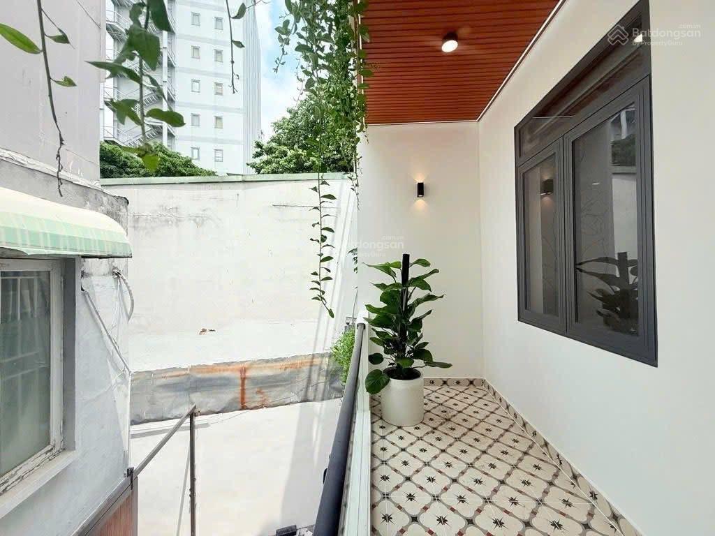 Bán nhà riêng tại trần huy liệu, 7,4 tỷ, 41m2, 4pn, 3wc, 3 tầng