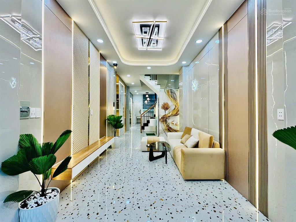 Giảm gần 1 tỷ bán lỗ gấp! nhà mới 3 tầng full nội thất phú nhuận