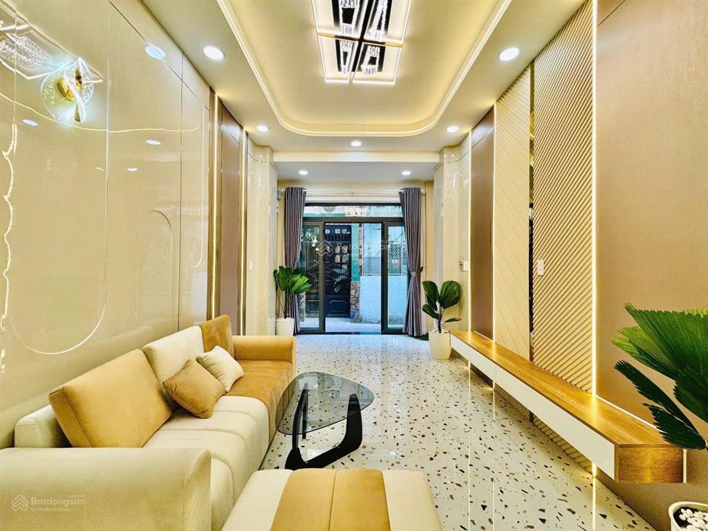 Giảm gần 1 tỷ bán lỗ gấp! nhà mới 3 tầng full nội thất phú nhuận