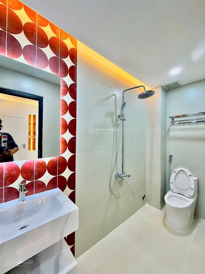 Giảm gần 1 tỷ bán lỗ gấp! nhà mới 3 tầng full nội thất phú nhuận