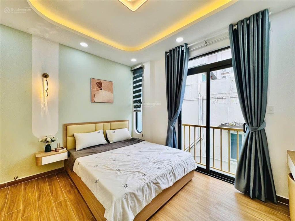 Nhà 4 tầng hẻm nhựa xe hơi bình thạnh, cách mặt tiền nguyễn văn đậu chỉ 30m, ngay chợ cây quéo.