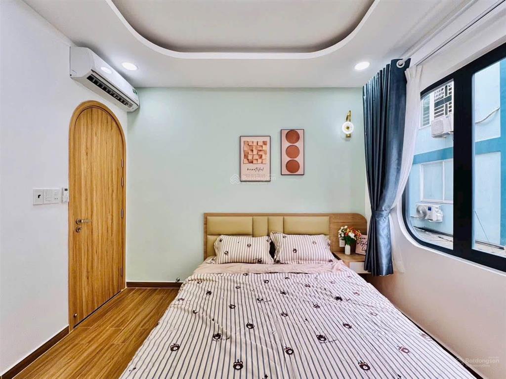 Nhà 4 tầng hẻm nhựa xe hơi bình thạnh, cách mặt tiền nguyễn văn đậu chỉ 30m, ngay chợ cây quéo.