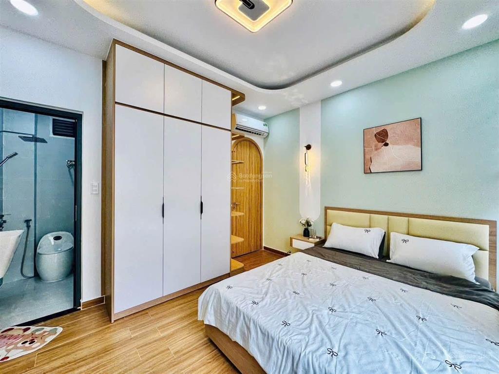 Nhà 4 tầng hẻm nhựa xe hơi bình thạnh, cách mặt tiền nguyễn văn đậu chỉ 30m, ngay chợ cây quéo.