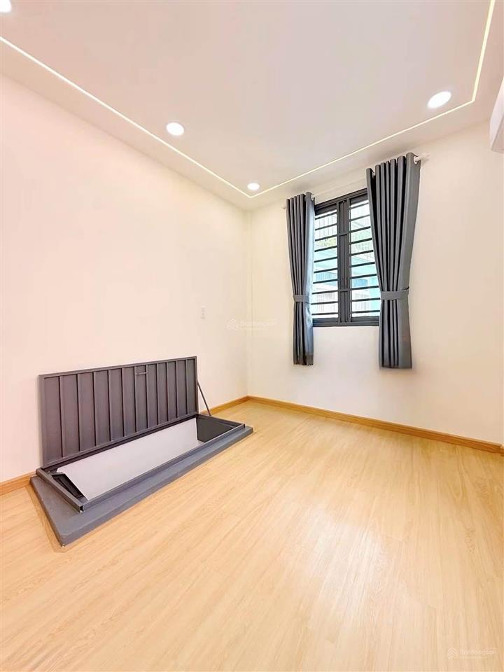 Nhà 3 tầng lô góc hẻm thông phùng văn cung, p.7 phú nhuận chỉ 3.1 tỷ