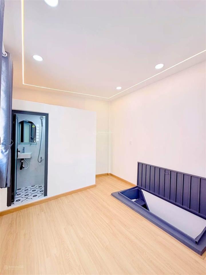 Nhà 3 tầng lô góc hẻm thông phùng văn cung, p.7 phú nhuận chỉ 3.1 tỷ