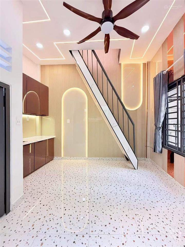 Nhà 3 tầng lô góc hẻm thông phùng văn cung, p.7 phú nhuận chỉ 3.1 tỷ