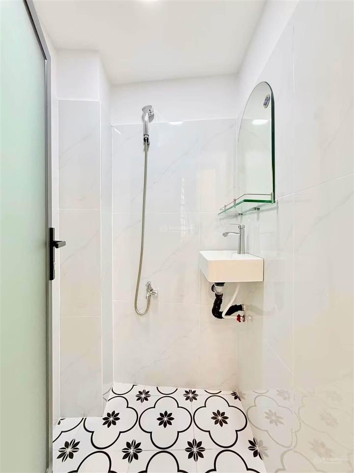 Nhà 3 tầng lô góc hẻm thông phùng văn cung, p.7 phú nhuận chỉ 3.1 tỷ