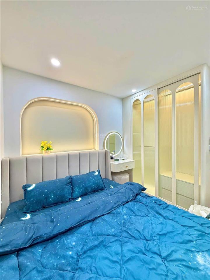 Nhà 5 tầng khu vip phan xích long phú nhuận hẻm xe hơi đậu cửa giá chỉ 7.2 tỷ tl