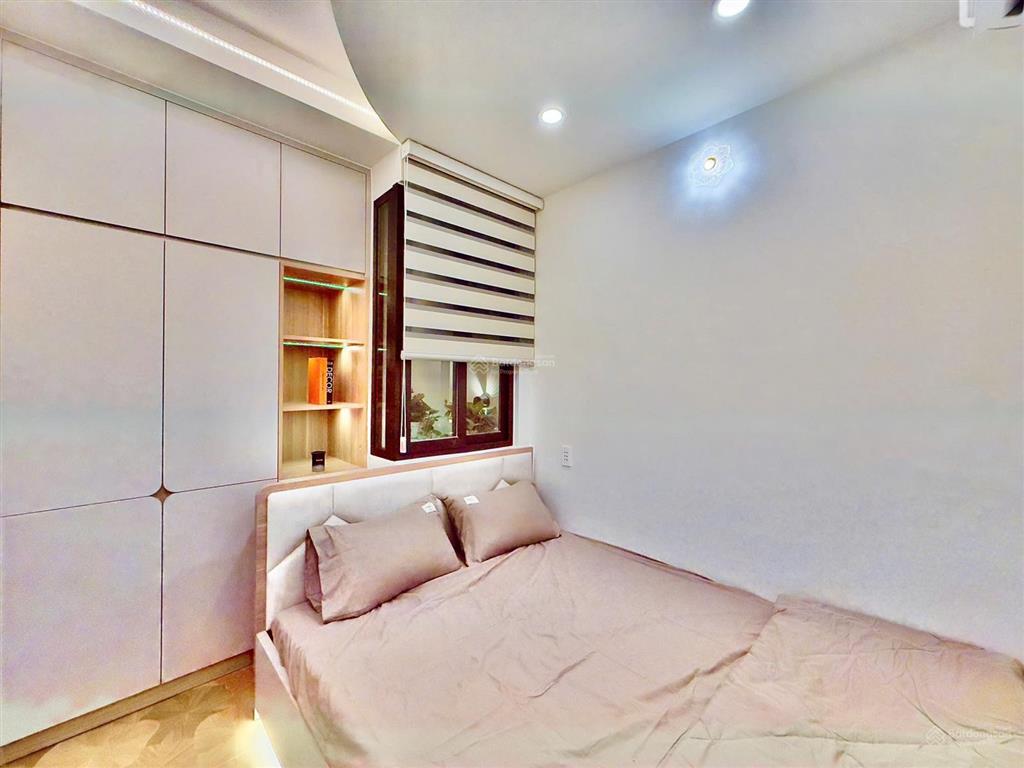 Nhà mới 3 tầng nguyễn kiệm phú nhuận chỉ 6,x tỷ