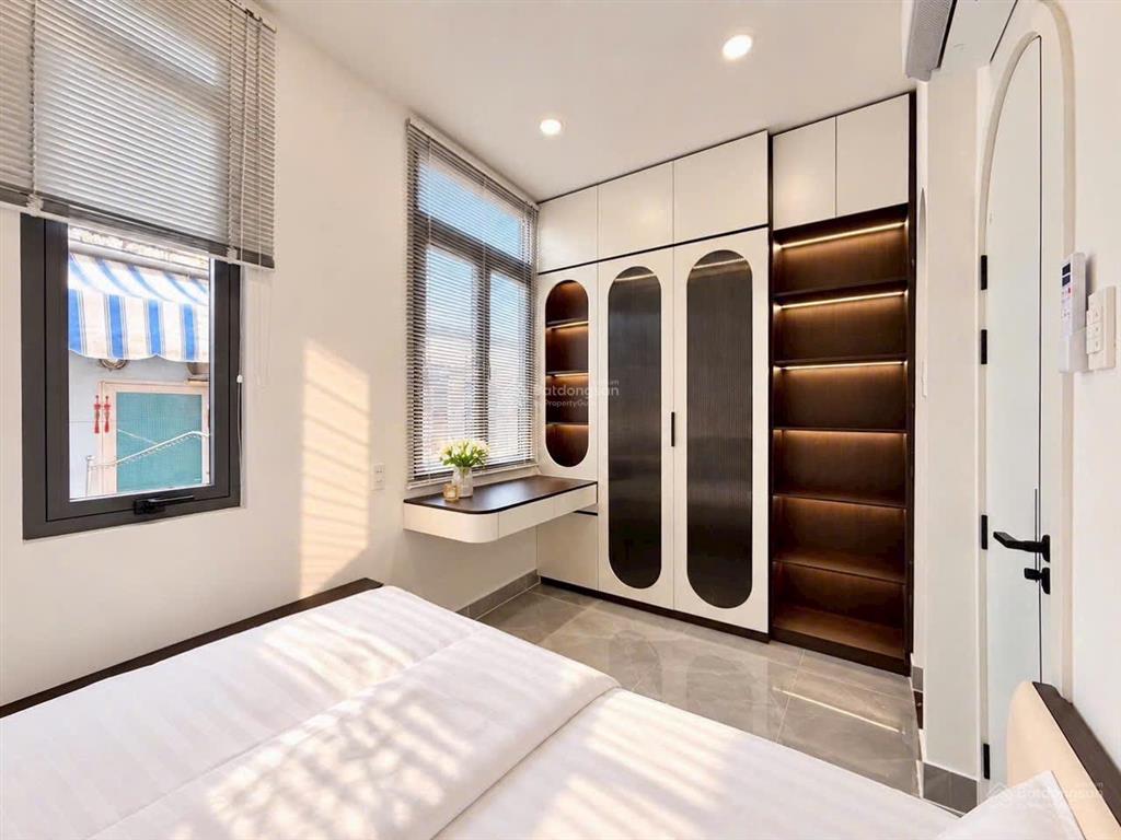 Bán nhà riêng 4 tầng tại phan xích long, 4,75 tỷ, 17m2 giá siêu hời hàng hiếm