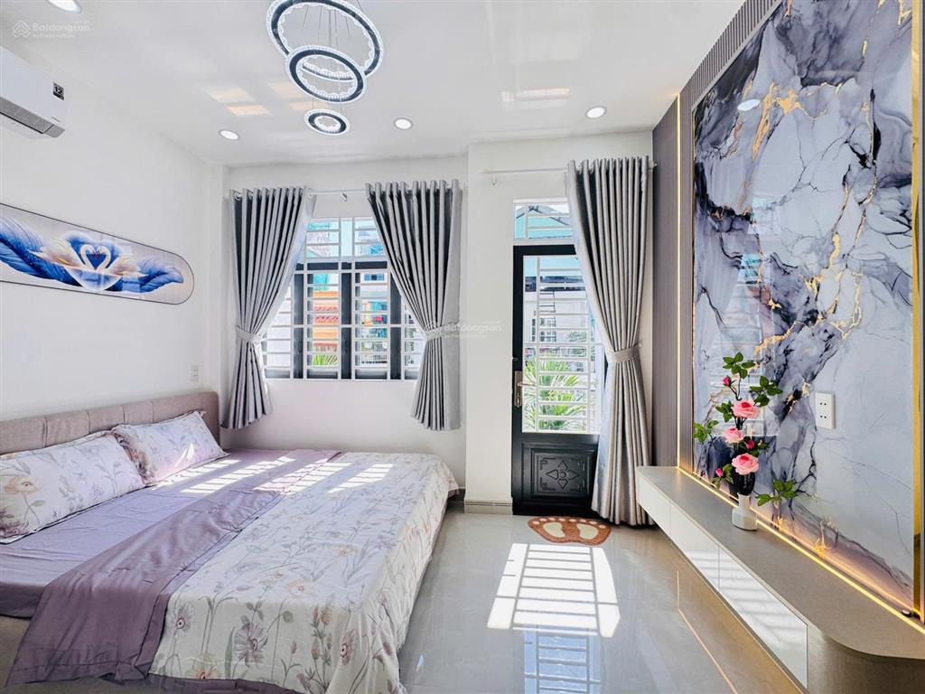 Bán nhà đẹp khu vip đường lê đức thọ, nhà siêu đẹp chỉ hơn 7 tỷ.  ngay 0902 812 ***