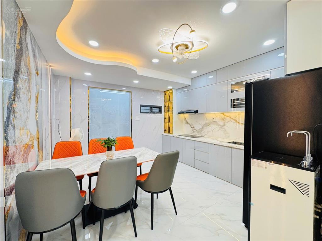 Bán nhà đẹp khu vip đường lê đức thọ, nhà siêu đẹp chỉ hơn 7 tỷ.  ngay 0902 812 ***