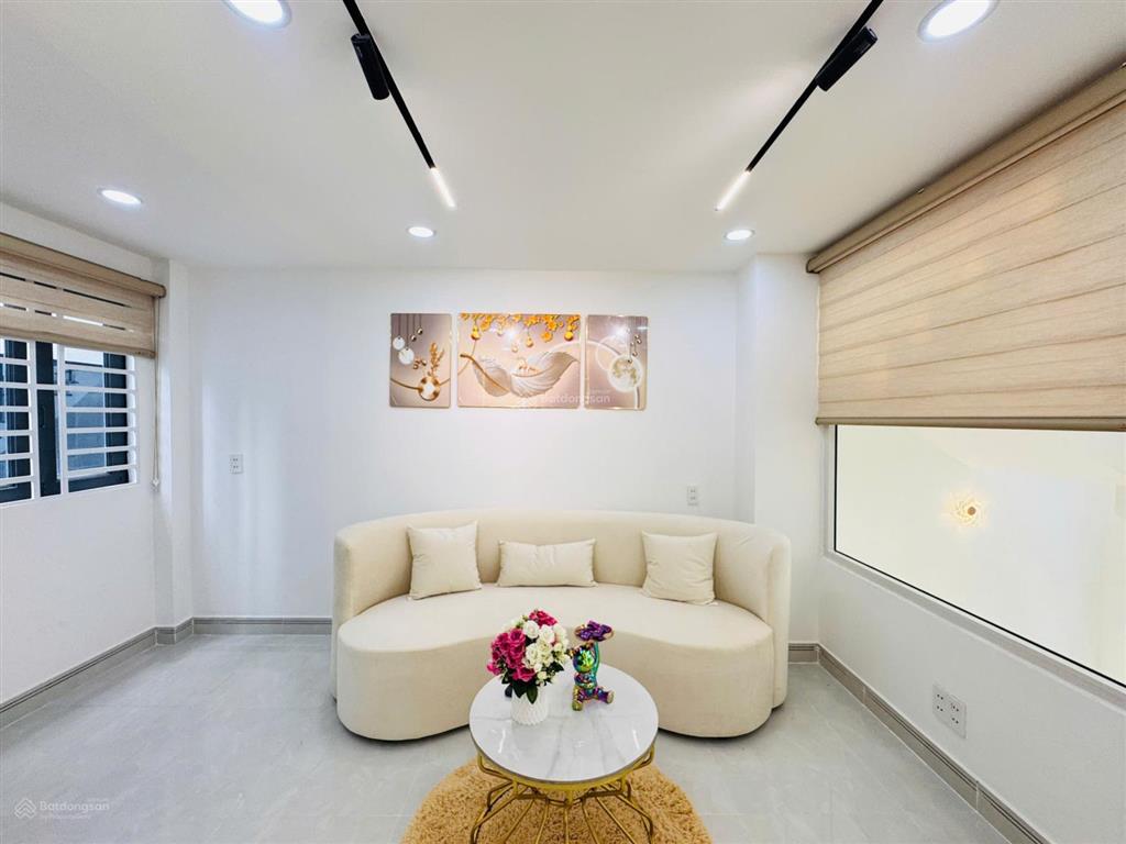 Bán nhà đẹp khu vip đường lê đức thọ, nhà siêu đẹp chỉ hơn 7 tỷ.  ngay 0902 812 ***