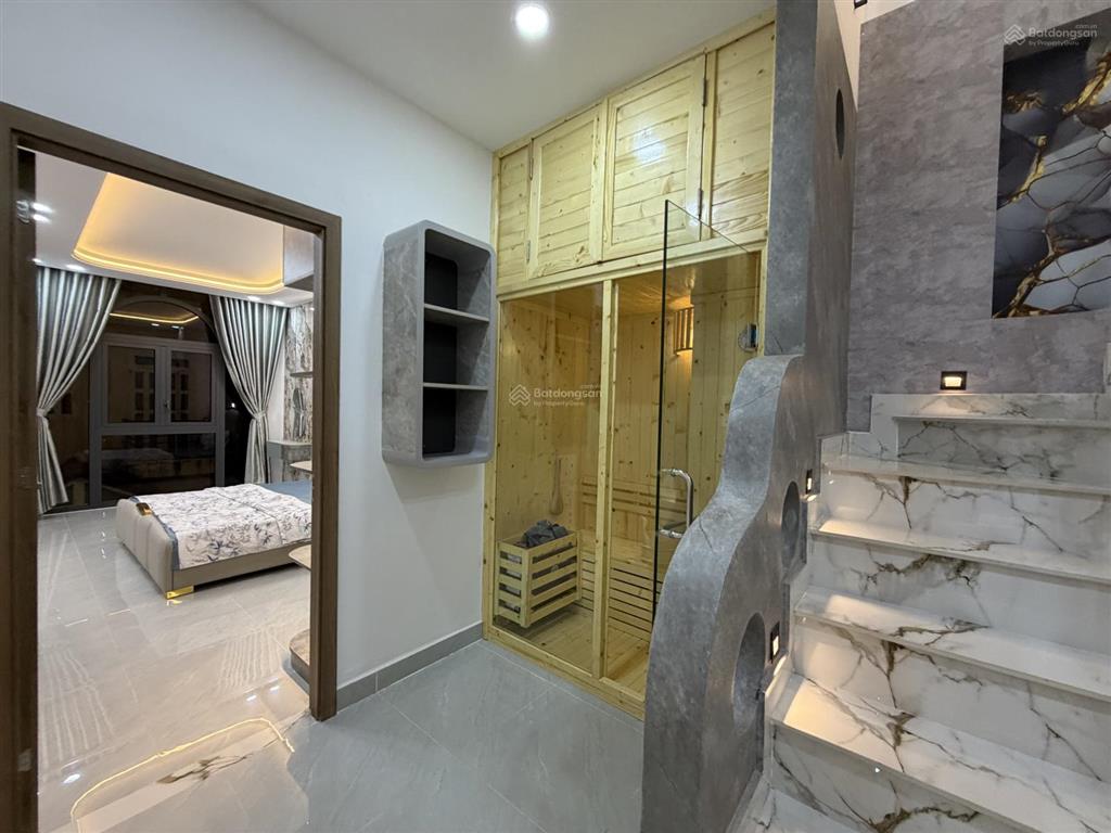 Bán vila phố tuyệt đẹp có phòng ngủ dưới trệt, trục đường nguyễn tư giản gò vấp