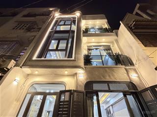 Bán vila phố tuyệt đẹp có phòng ngủ dưới trệt, trục đường nguyễn tư giản gò vấp