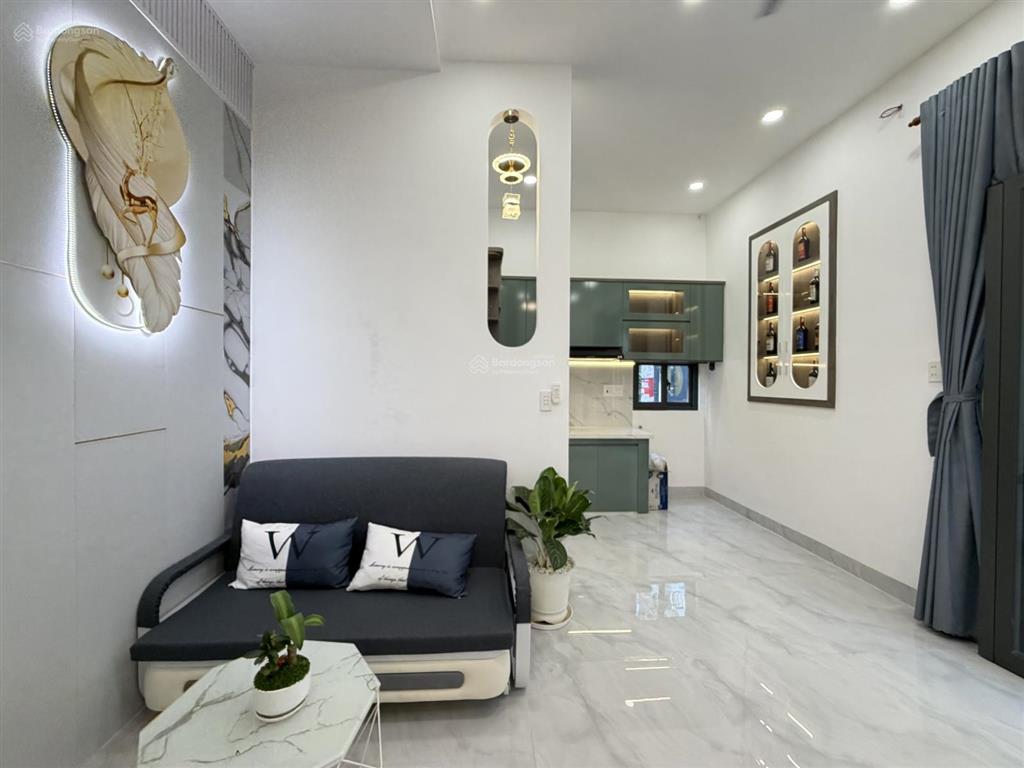Nhà đẹp gò vấp giá nhỉnh 4 tỷ xe hơi đậu cửa trục đường bùi quang là gò vấp
