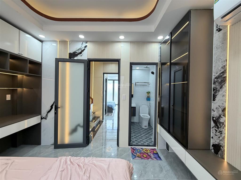 Bán nhà đẹp đúc 3,5 lầu sát ngã 5, trục đường quang trung, phường 10, quận gò vấp
