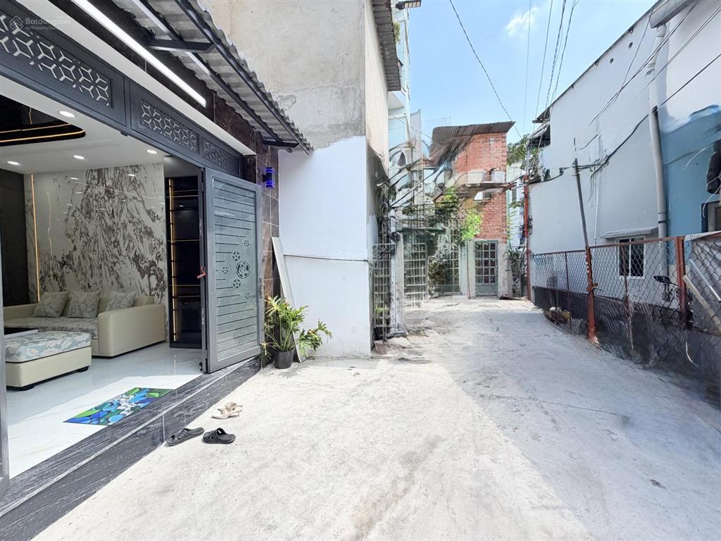 Bán nhà đẹp đúc 3,5 lầu sát ngã 5, trục đường quang trung, phường 10, quận gò vấp