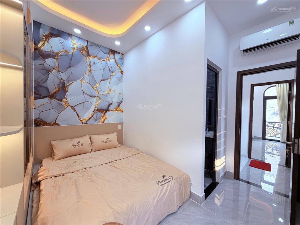 Bán nhà đẹp căn góc thoáng, trục đường thông tiện kinh doanh, phường 16 gò vấp