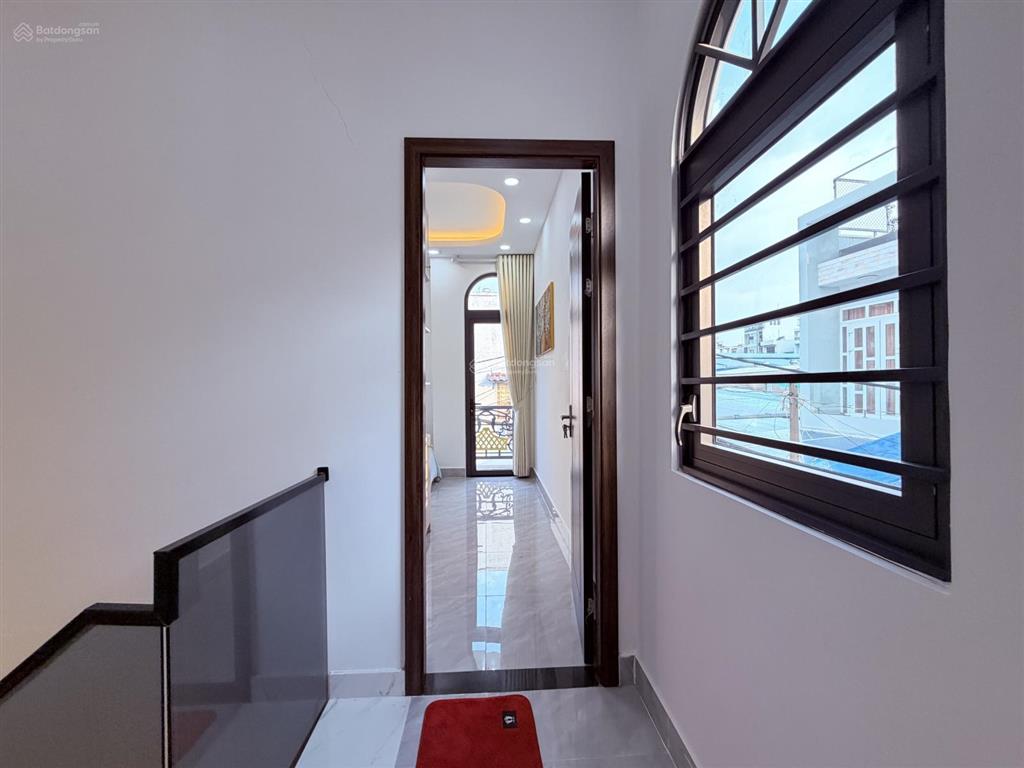Bán nhà đẹp căn góc thoáng, trục đường thông tiện kinh doanh, phường 16 gò vấp