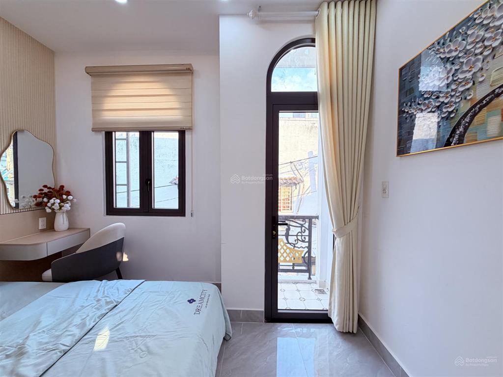 Bán nhà đẹp căn góc thoáng, trục đường thông tiện kinh doanh, phường 16 gò vấp