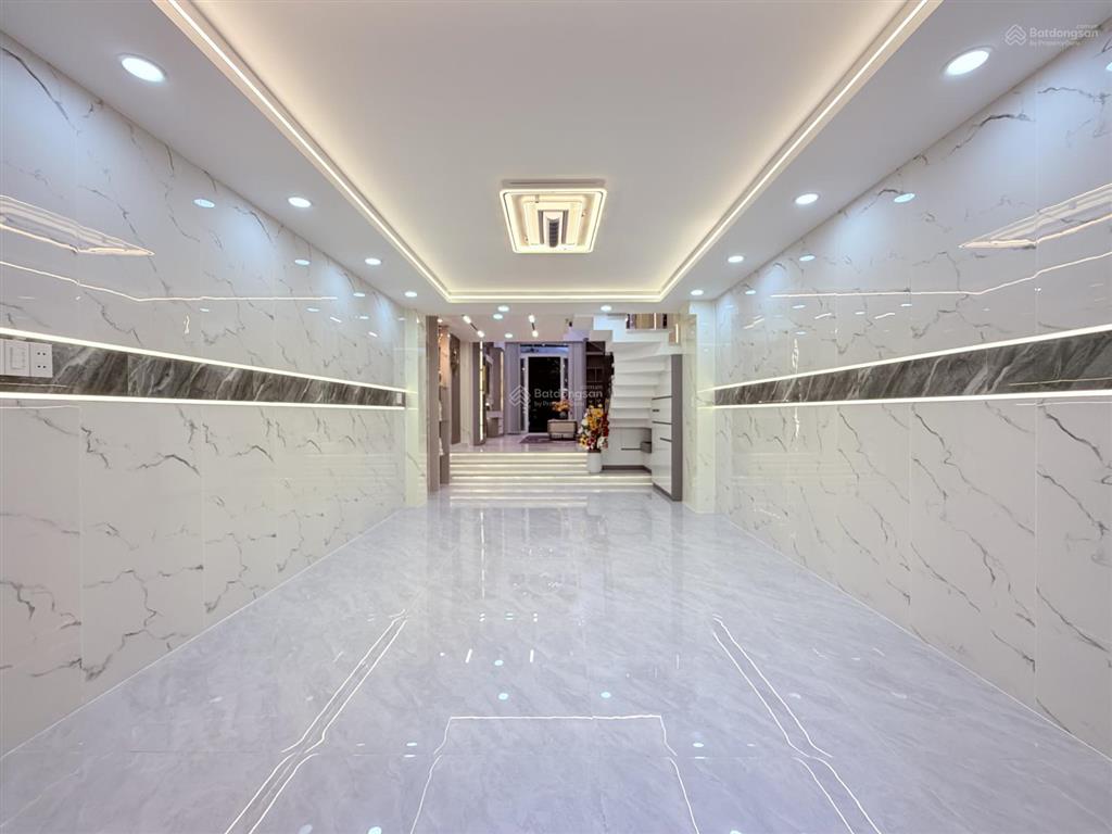 Bán nhà đẹp khu an ninh sát bên siêu thị emart, trục đường quang trung, phường an hội tây gò vấp