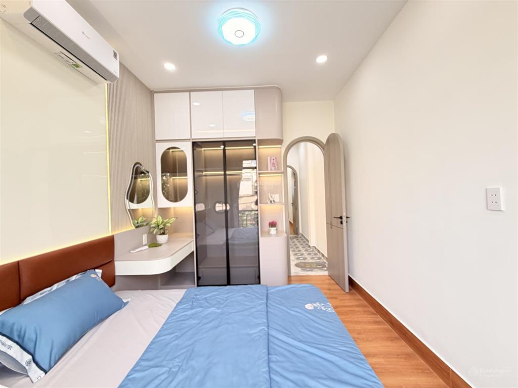 Bán nhà đẹp giá mềm trục đường hoàng bật đạt, phường 15 tân bình