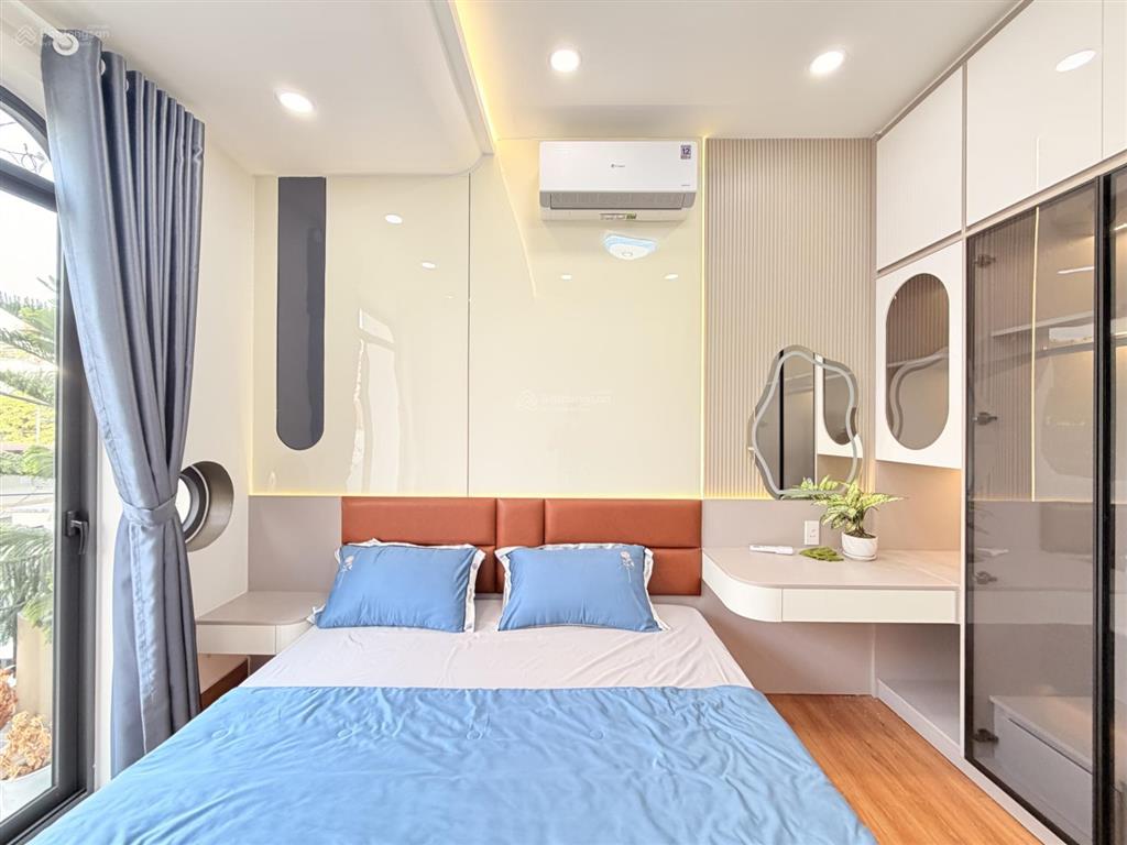 Bán nhà đẹp giá mềm trục đường hoàng bật đạt, phường 15 tân bình