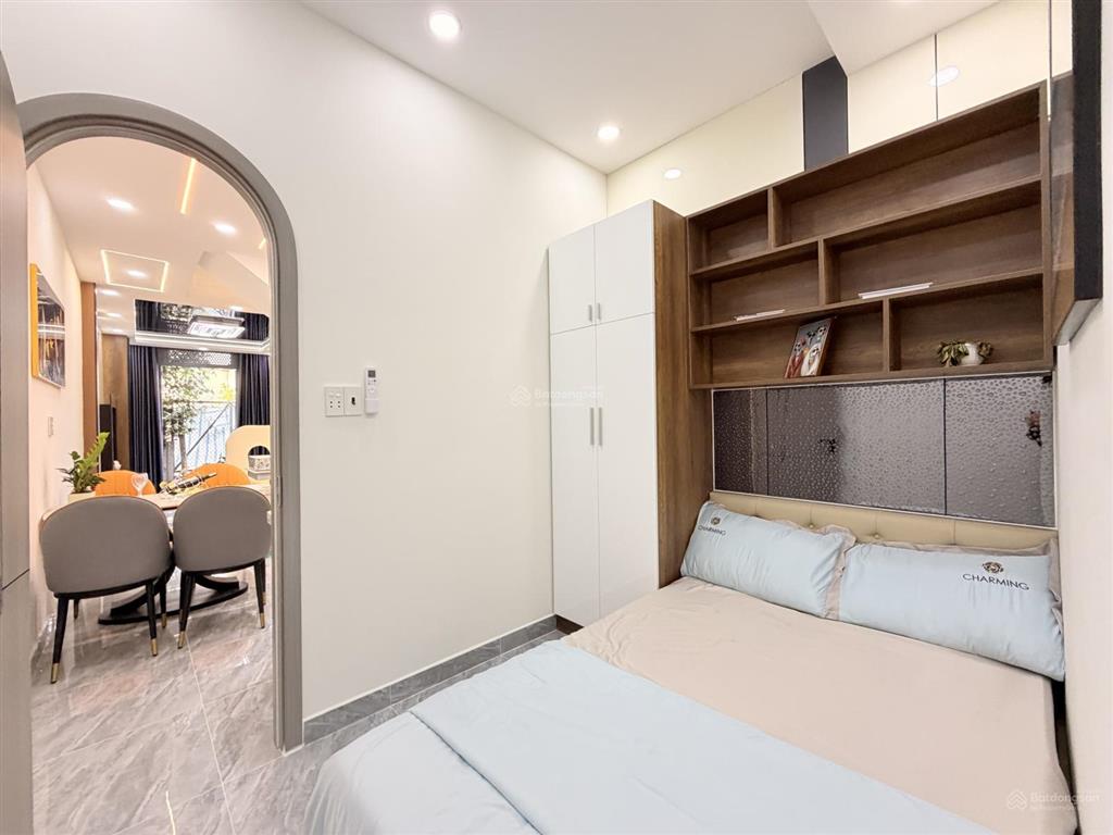 Bán nhà đẹp giá mềm trục đường hoàng bật đạt, phường 15 tân bình