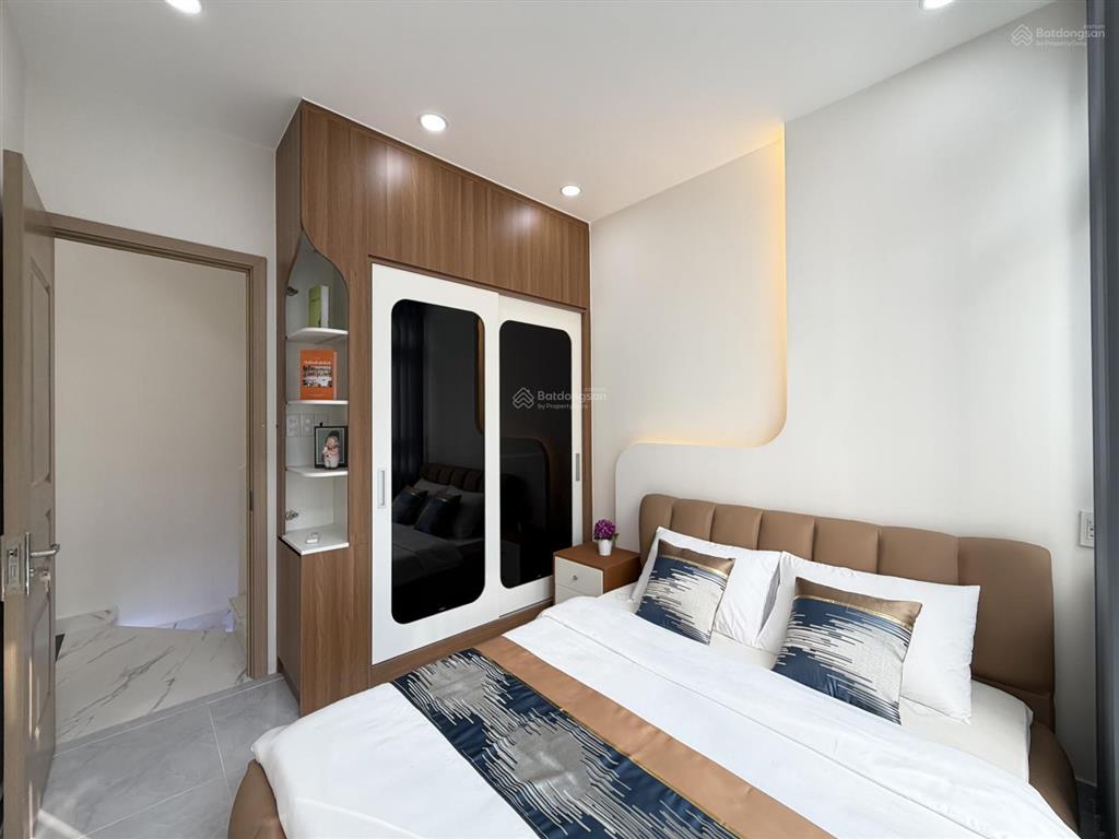 Bán nhà đẹp giá rẻ, ngang 6,2m thông sát chợ trường học, trục đường phạm văn chiêu, phường 8 gò vấp