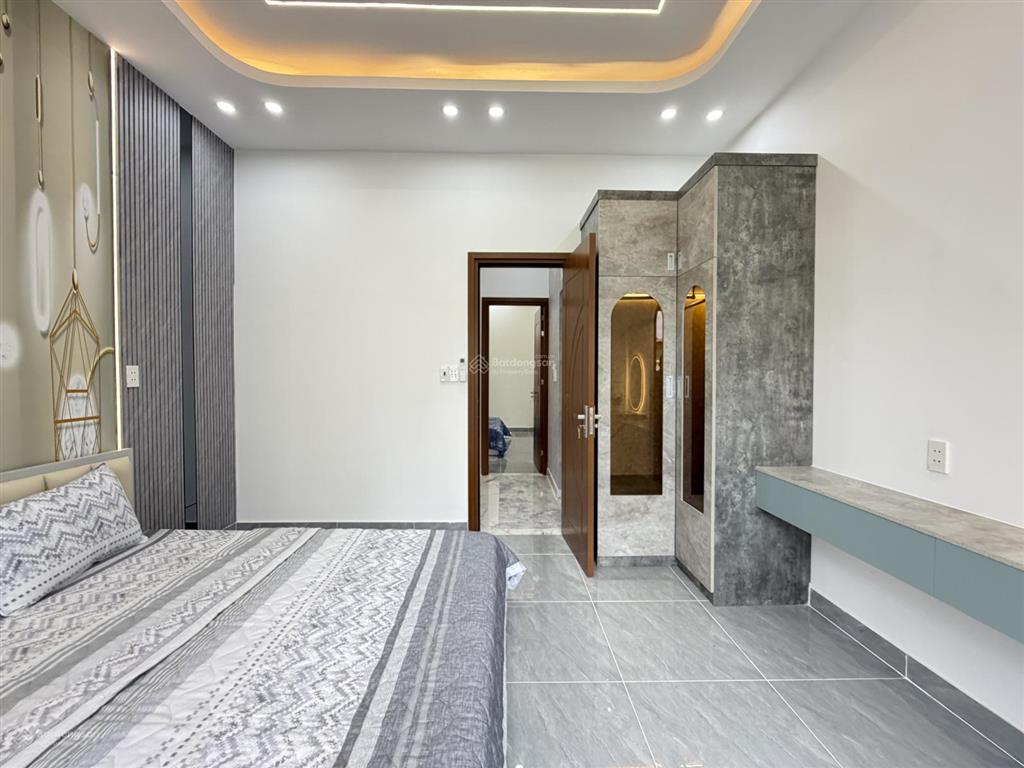 Bán nhà đẹp giá mềm trục đường nguyễn sỹ sách thông phạm văn bạch, phường 15 tân bình