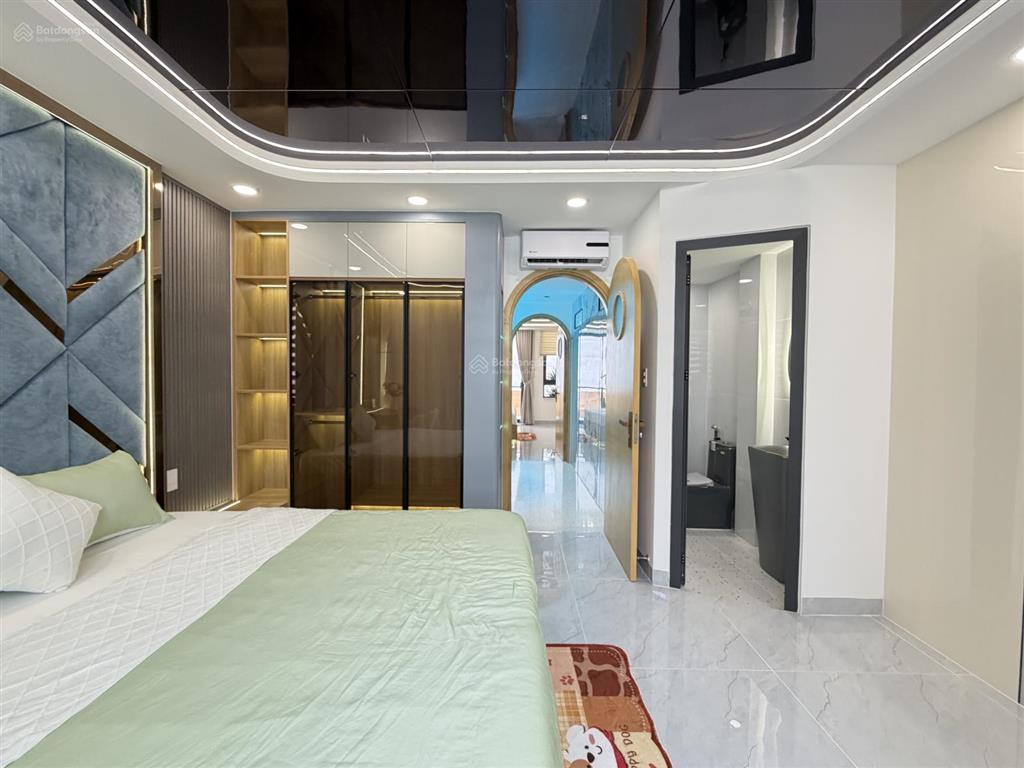 Bán nhà đẹp giá rẻ kế bên chợ, trường học và nhà thờ, trục đường phạm văn chiêu, phường 8 gò vấp