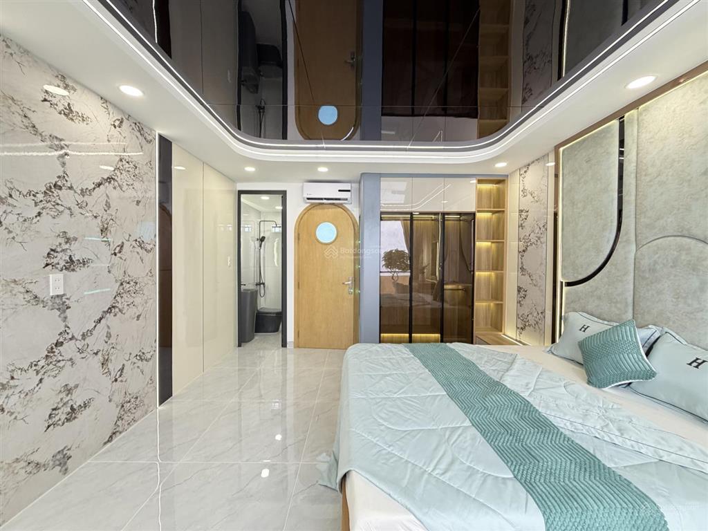 Bán nhà đẹp giá rẻ kế bên chợ, trường học và nhà thờ, trục đường phạm văn chiêu, phường 8 gò vấp