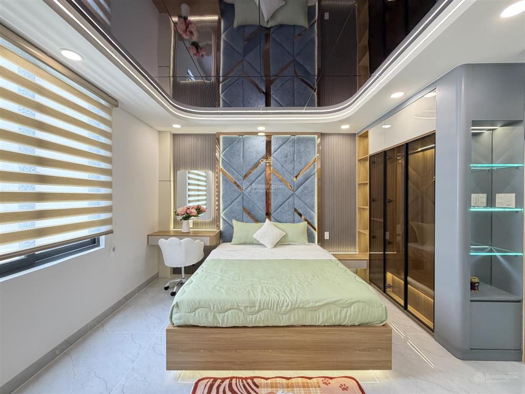Bán nhà đẹp giá rẻ kế bên chợ, trường học và nhà thờ, trục đường phạm văn chiêu, phường 8 gò vấp