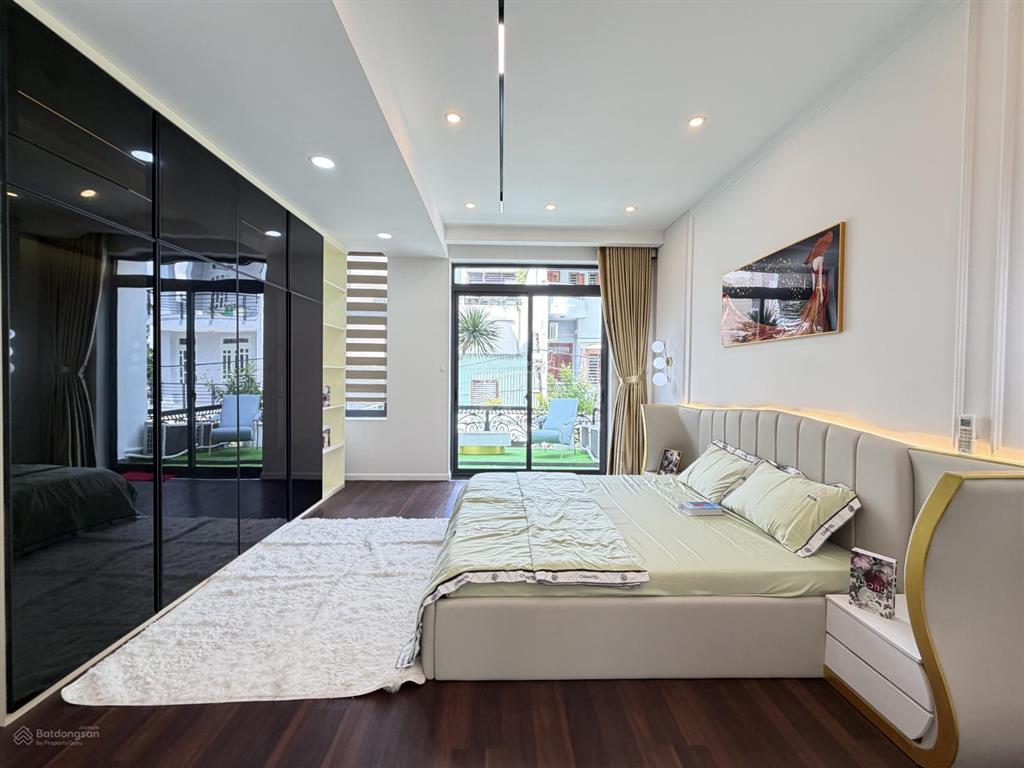 Bán nhà đẹp diện tích to 4,5x17m đường 10m thông, trục phan huy ích gò vấp