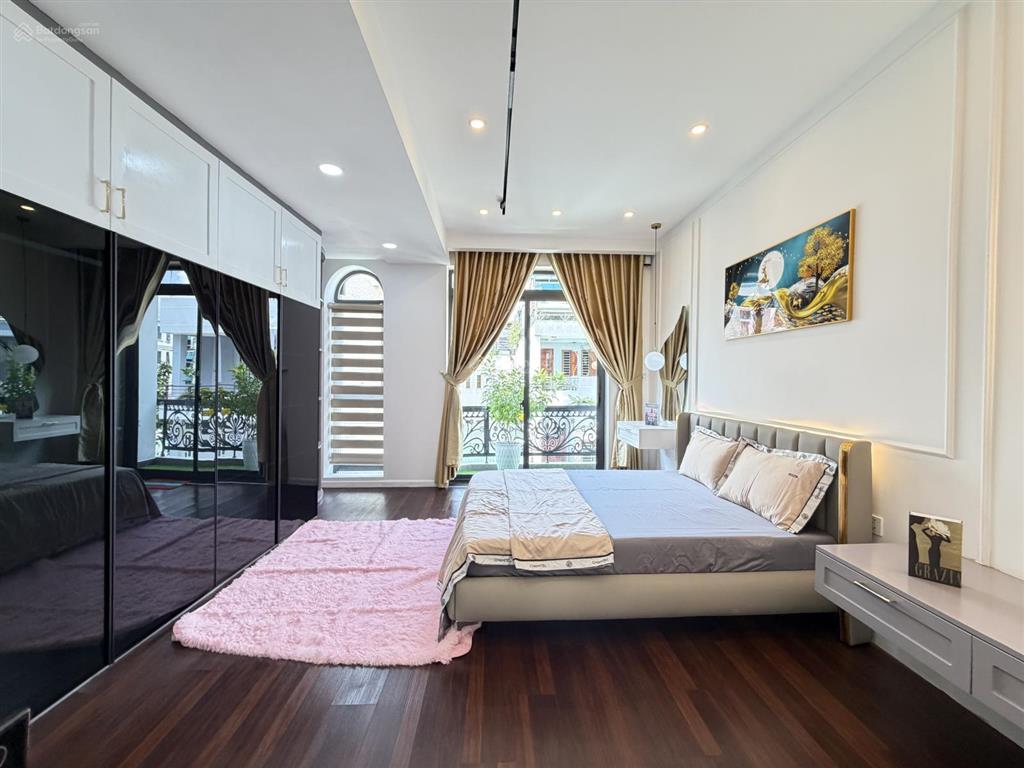 Bán nhà đẹp diện tích to 4,5x17m đường 10m thông, trục phan huy ích gò vấp
