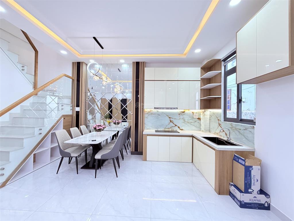 Bán nhà đẹp giá rẻ ngay trung tâm, gần chợ an nhơn, phường 6, gò vấp