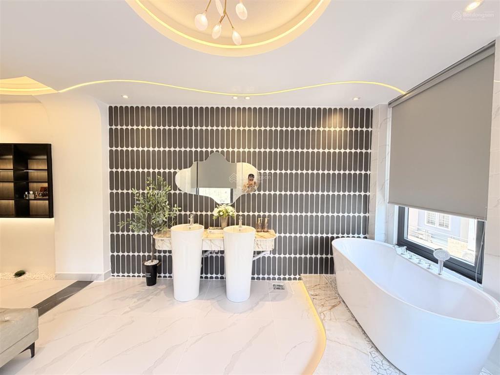 Bán nhà đẹp căn góc giá rẻ, trục đường lê văn thọ thông thống nhất phạm văn chiêu, p16, gò vấp