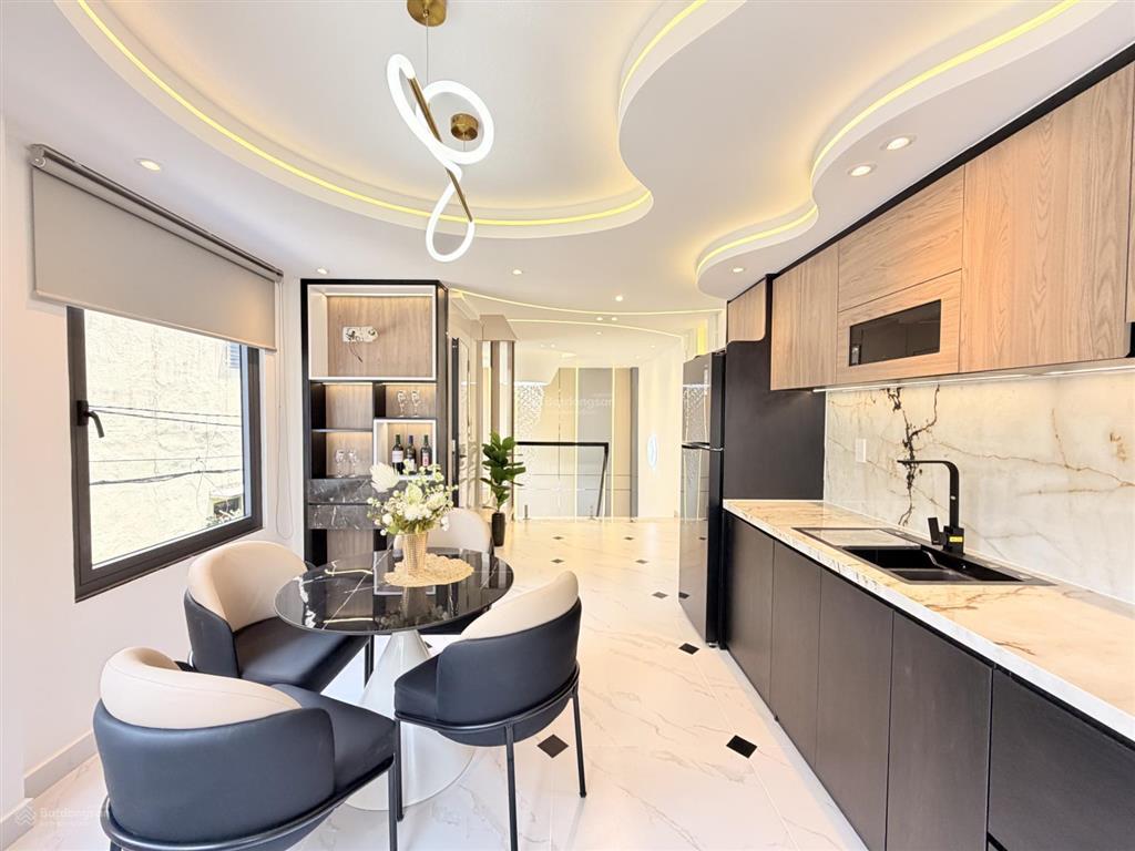 Bán nhà đẹp căn góc giá rẻ, trục đường lê văn thọ thông thống nhất phạm văn chiêu, p16, gò vấp
